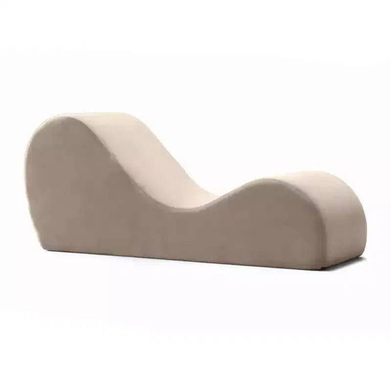 Avana elegante Chaiselongue für Yoga - Hergestellt in den USA - Ideal zum Dehnen, Entspannen, Trainieren und mehr, 60D x 18W x 26H Zoll, Hellgrau