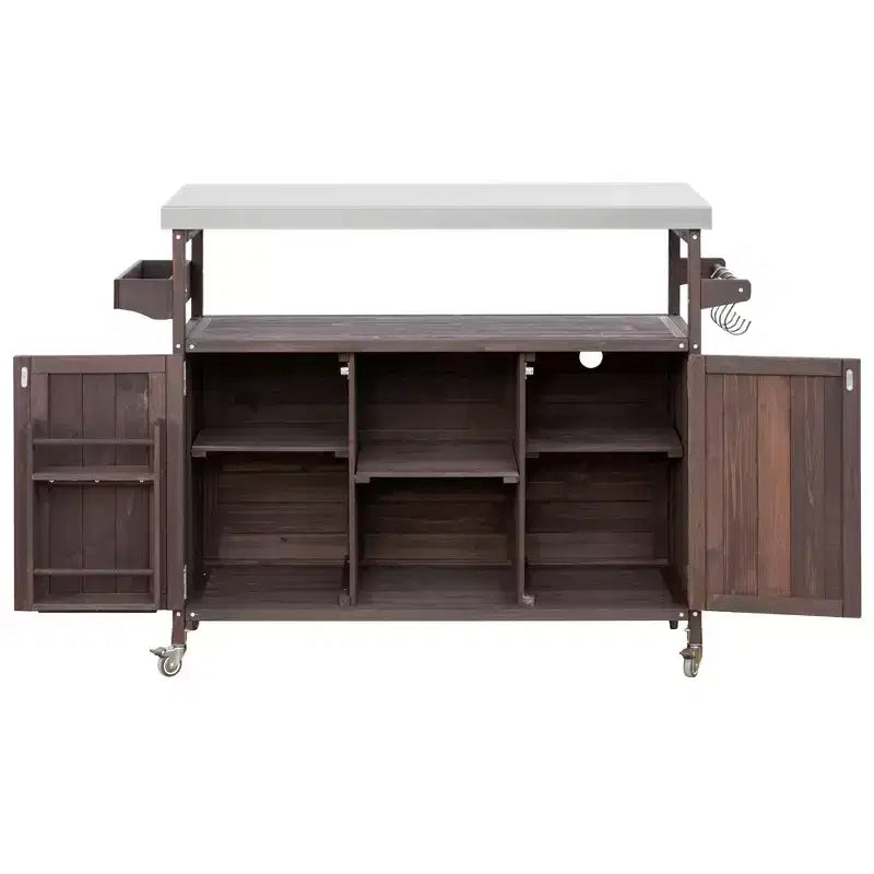Îlot de cuisine d’extérieur Okak avec plateau en acier inoxydable, desserte de cuisine en bois avec portes, étagères et porte-épices, îlot de cuisine à roulettes