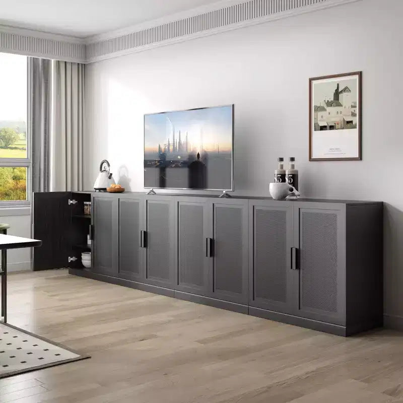 Hoge zwarte opbergkast met deuren van gevlochten materiaal, houtnerfdecor en 12 planken, 62 hoog