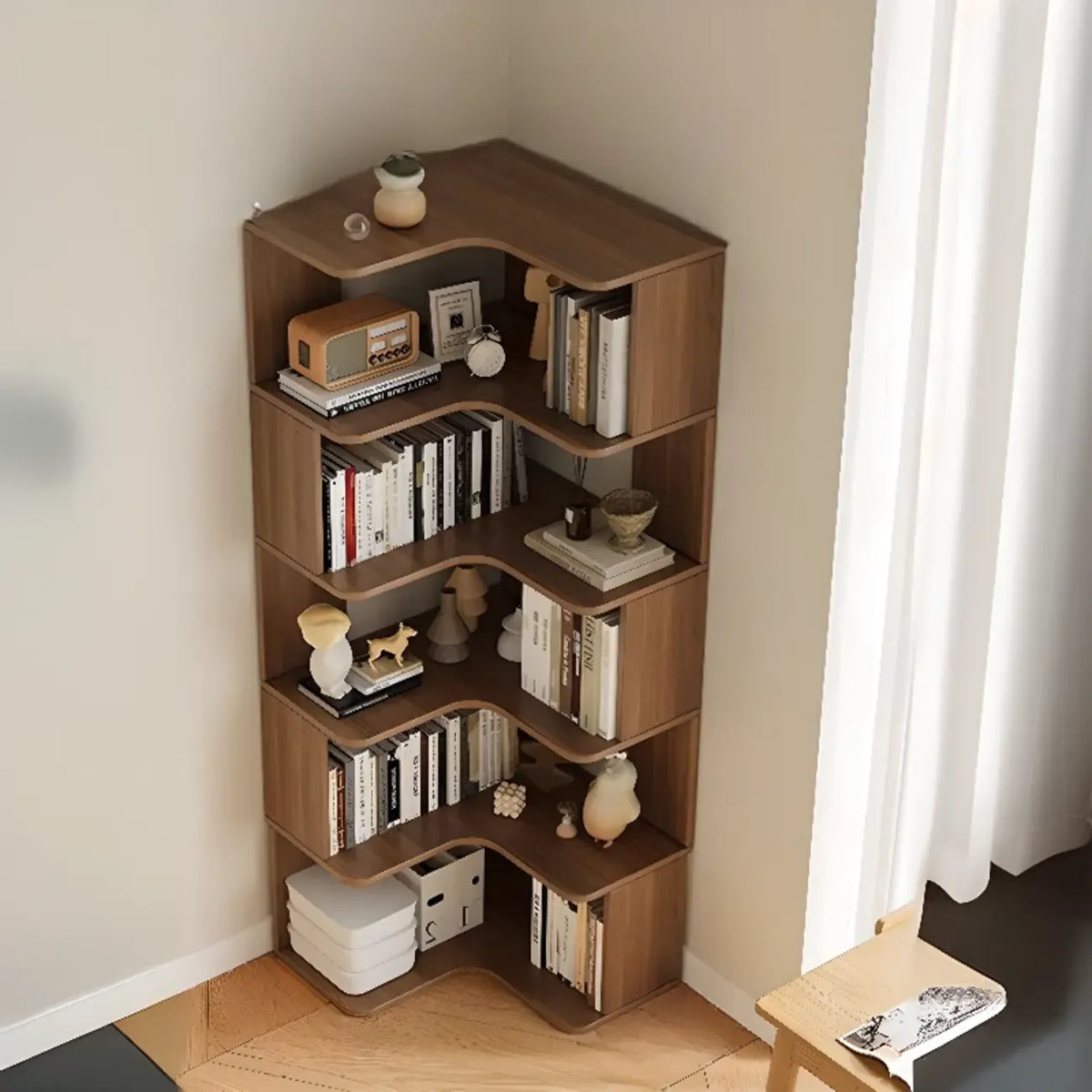 Eckbücherregal aus Holzwerkstoff mit 6 Regalböden
