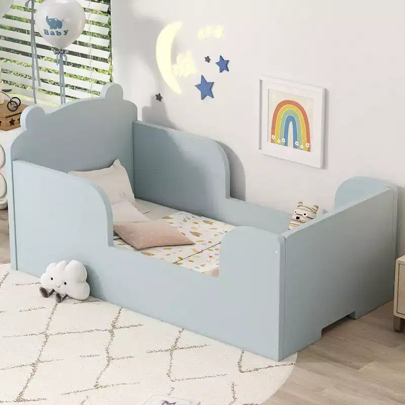 Lit au sol en forme d’ours Okak pour les 3-6 ans, cadre de lit pour tout-petit avec barrière de sécurité, joli lit pour enfant en forme d’animal