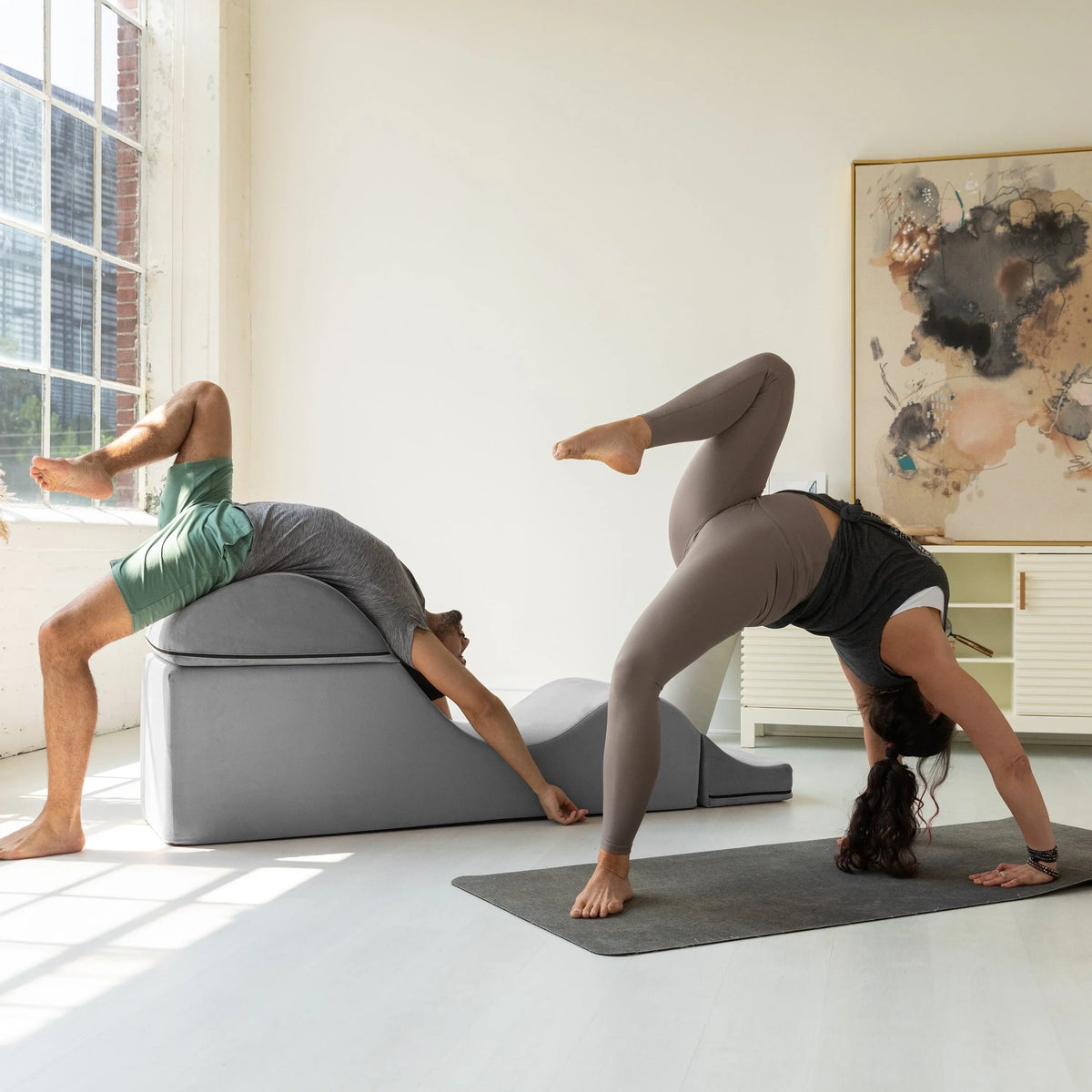 Avana Kami Convertible Chaise / Yoga & Massage - 2-In-1 Ottoman with Concealed Fold Out Yoga Lounge Chair, Microvelvet - N/A