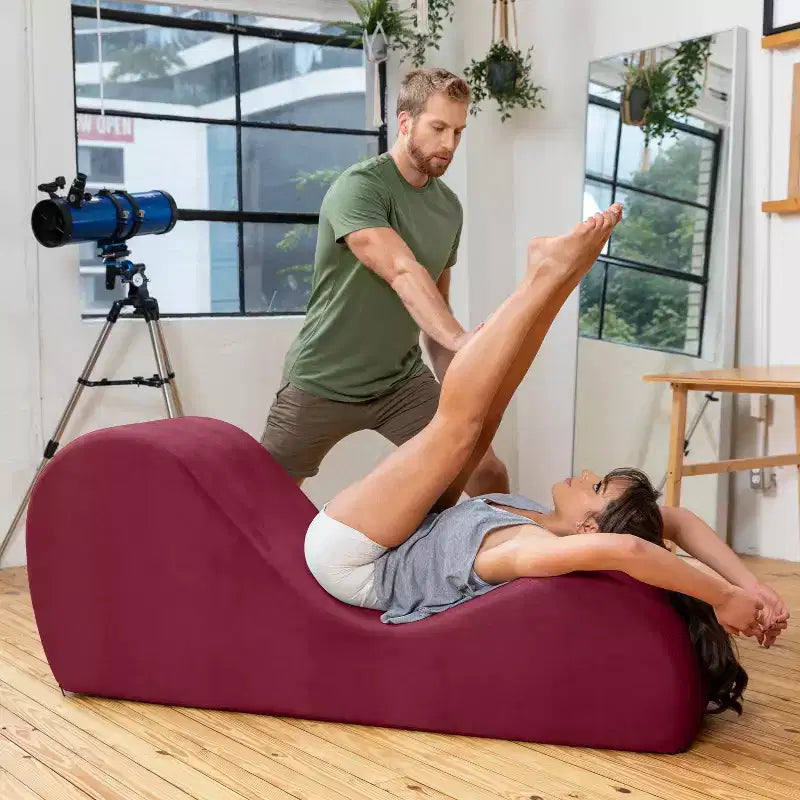 Avana elegante Chaiselongue für Yoga - Hergestellt in den USA - Ideal zum Dehnen, Entspannen, Trainieren und mehr, 60D x 18W x 26H Zoll, Hellgrau