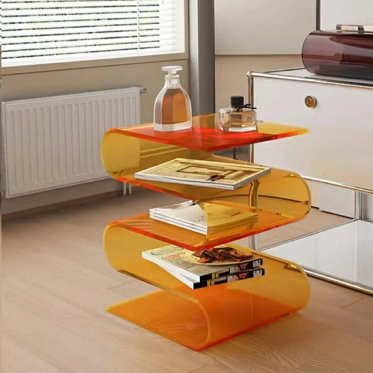 Moderner Beistelltisch aus Acryl in S-Form mit Stauraum