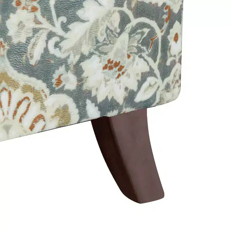 Set di 2 Poltrone Chesterfield Floreali con Profili Borchiati, Struttura in Legno, 76cm L x 80cm P x 82cm H, 9 Opzioni di Colore