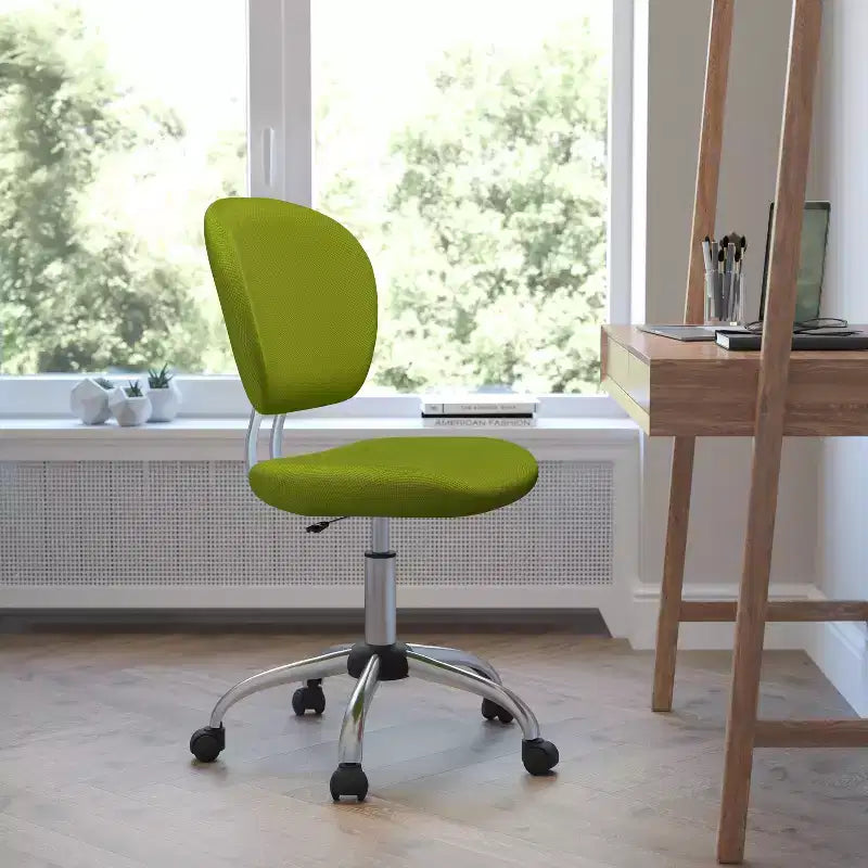 Sedia girevole Mid-Back in rete con base cromata