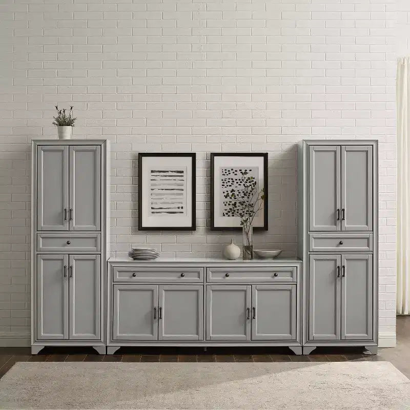 3-teiliges Tara-Sideboard- und Vorratsschrank-Set im Used-Look - Crosley