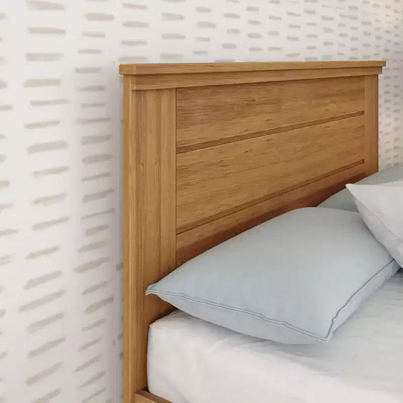 Plank+Beam Farmhouse-Bettrahmen in voller Größe mit Kopfteil, Plattformbett aus Massivholz