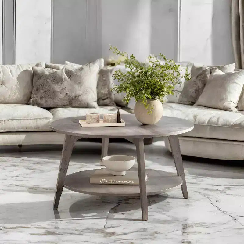 Table basse ronde brun miel avec 2 niveaux de rangement, mesurant 31.5 x 17.7 pouces, idéale pour le salon