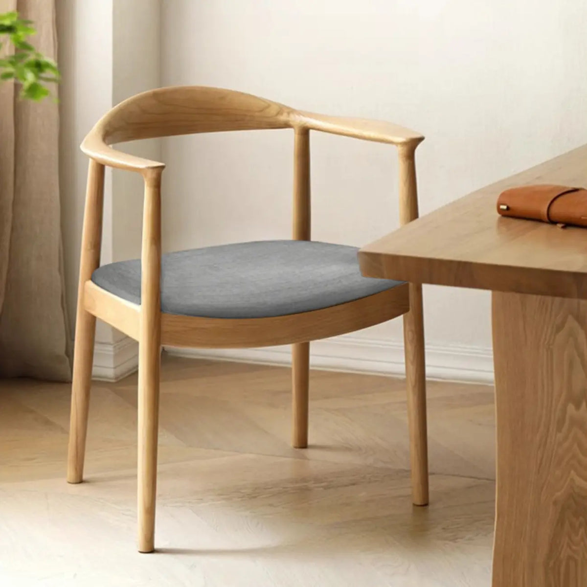 Chaise de salle à manger scandinave en bois courbé, avec assise tressée et accoudoirs