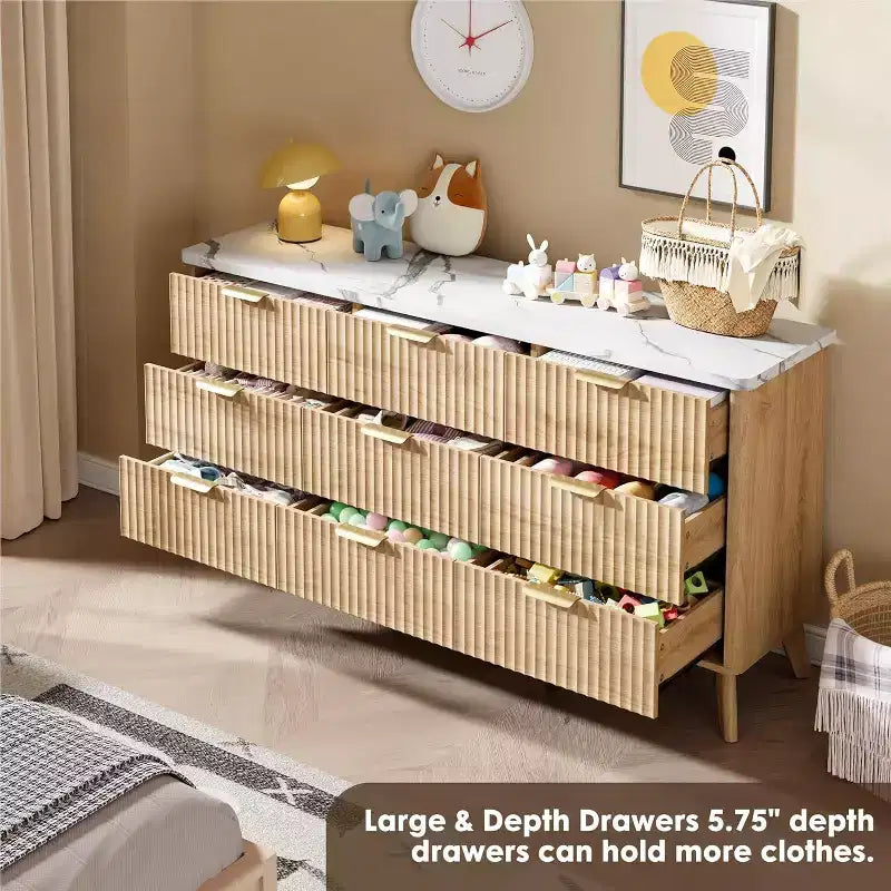 Commode met 9 gecanneleerde laden, moderne ladekast, houten commode-tv-meubel, gebogen ontwerp, voor de woonkamer of hal