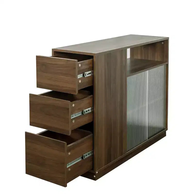Moderne buffetkast Hikaru van GDFStudio met schuifdeuren van glas en laden