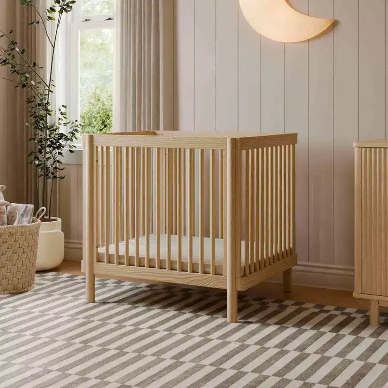 Babyletto Pogo 8-in-1-Kinderbett mit Umbausätzen für alle Altersstufen