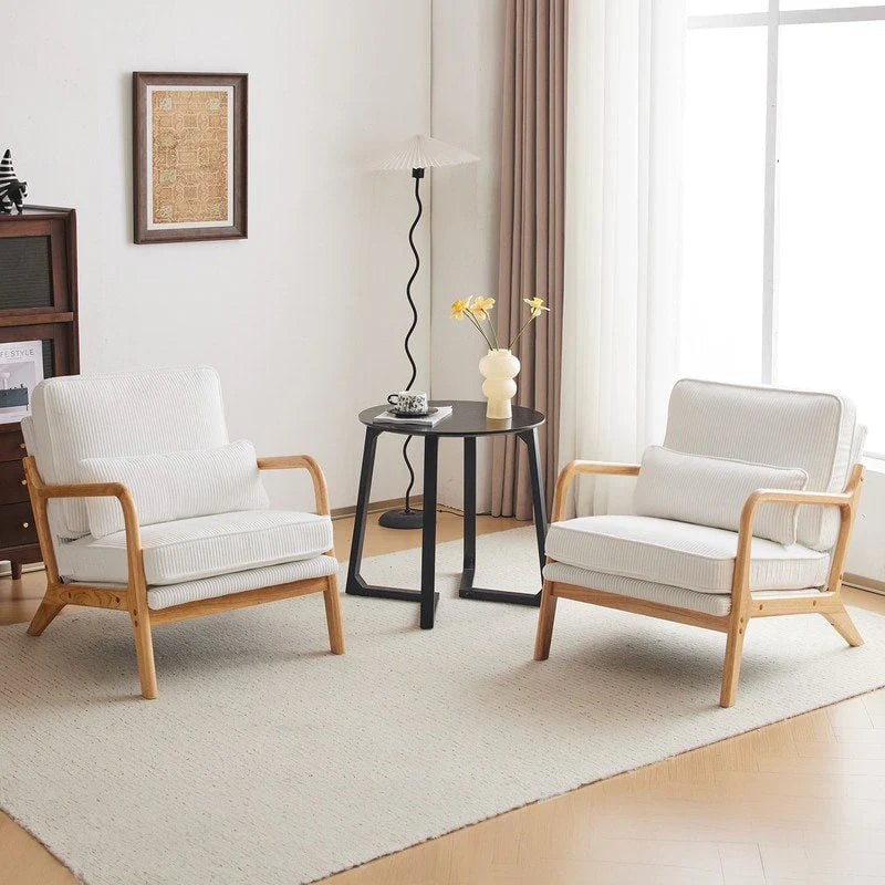 Gestoffeerde accentstoel in midcenturymoderne stijl